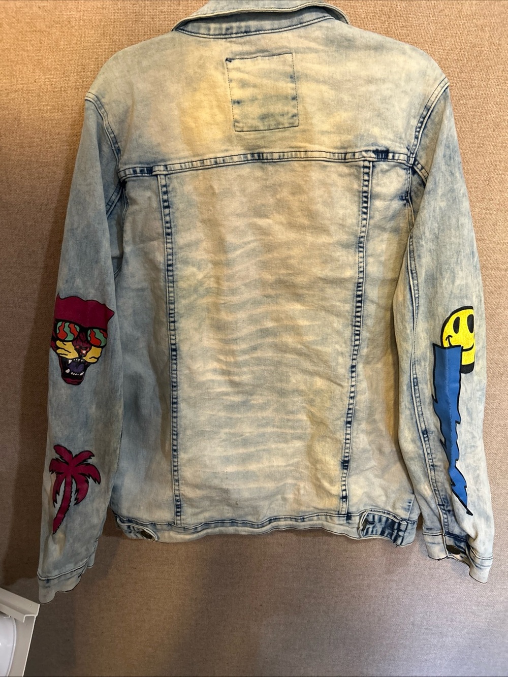 REASON Light Wash Denim Jacket with Multicolor Patches - Picture 6 of 10